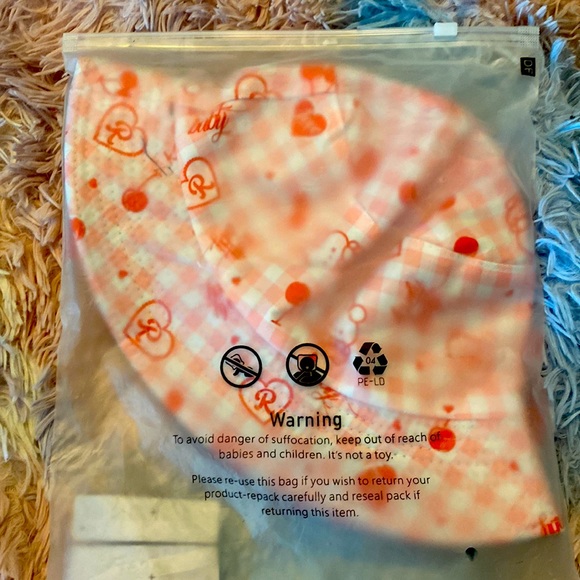 Hello kitty collection bucket hat - Picture 1 of 6